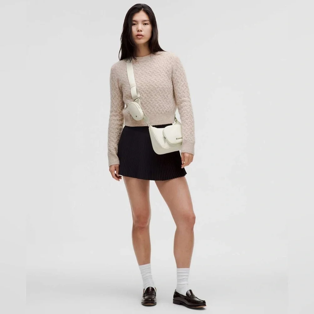 🆕✨ Lululemon Crossbody Bag with Nano Pouch - Bone